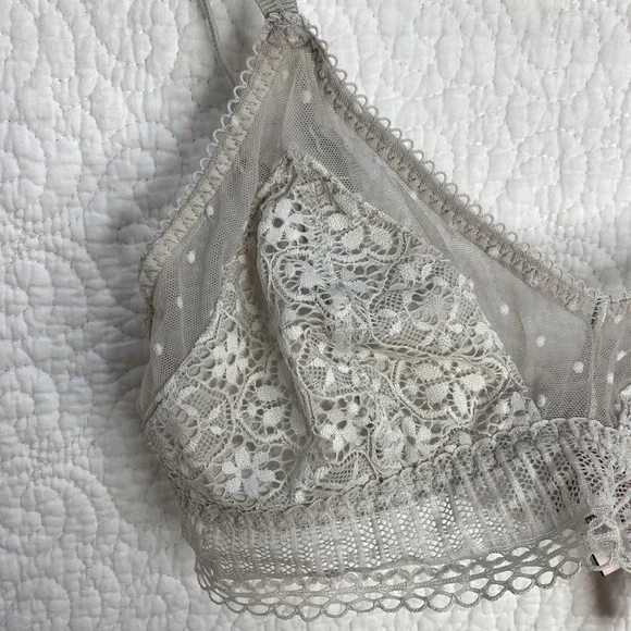 Victorias secret bralette  light gray - Picture 3 of 3